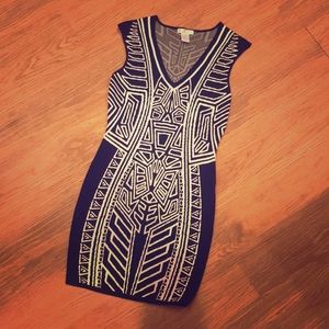 Patterned black and white bodycon dress